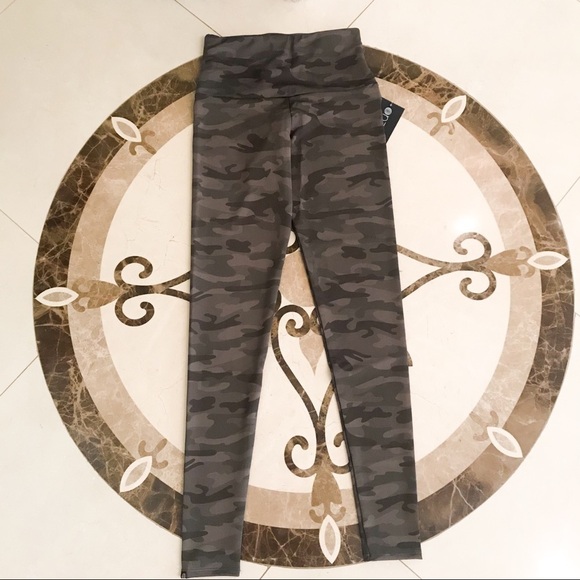 NWT Onzie High Waisted Cameo Legging Size XS - Picture 4 of 12